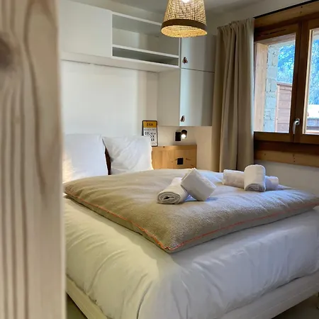 8 Personnes Neuf Au Coeur Du Village Apartamento